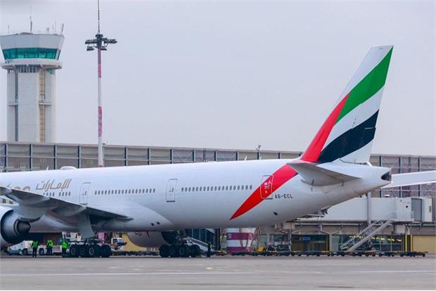 emirates-ika-flights